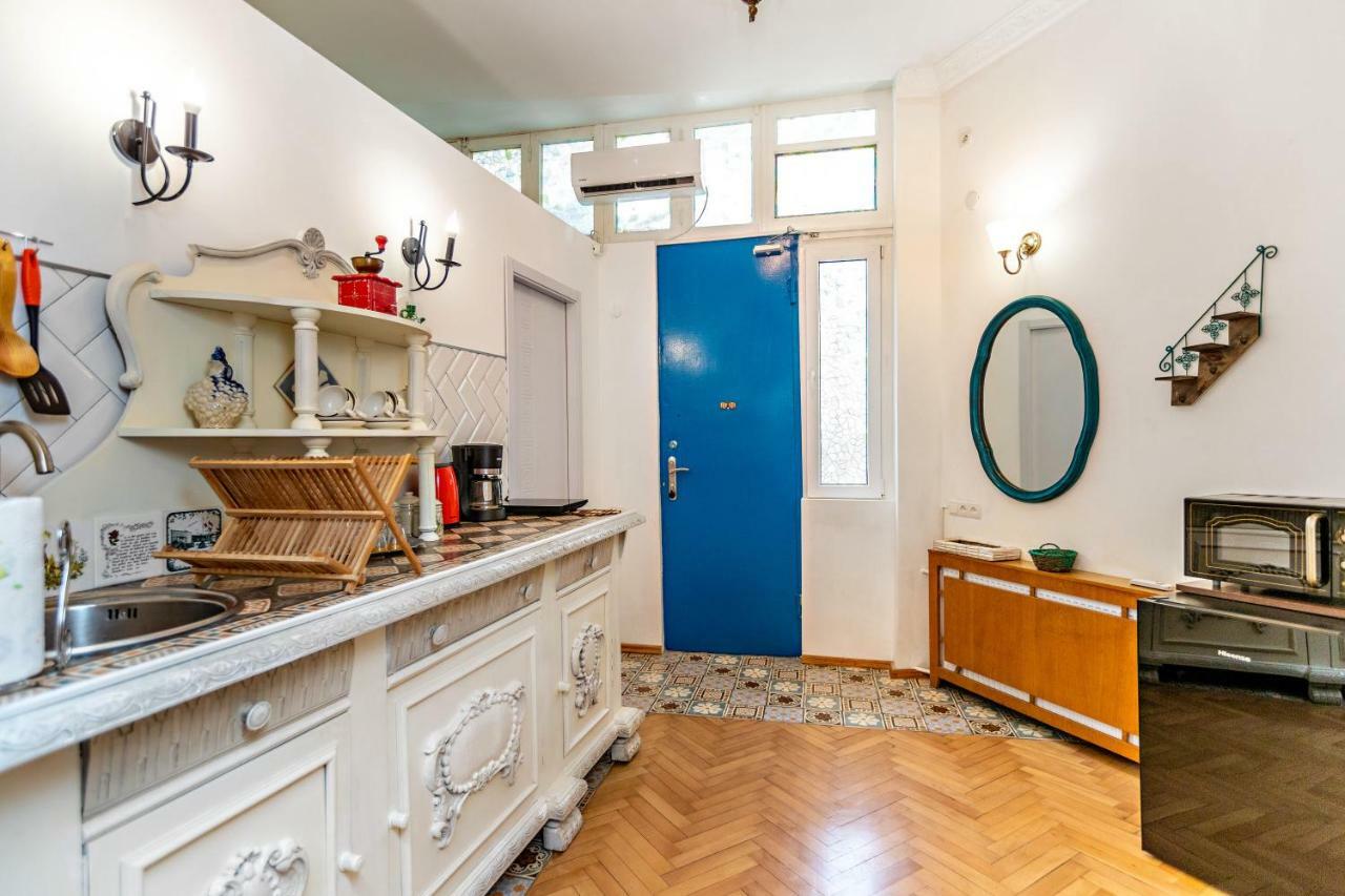 ★ Blue Door Rhapsody ★ - Special Stay In Old Town! Tbilisi Exterior photo
